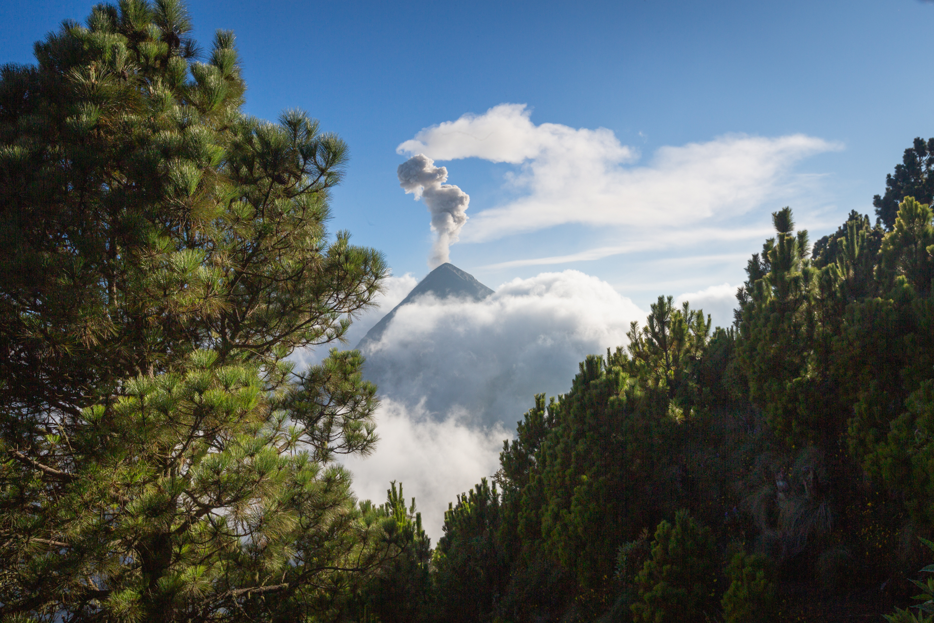 Guatemala weather, Guatemala climate, best time to visit Guatemala, Guatemala weather guide, understanding Guatemala climate, seasonal travel in Guatemala