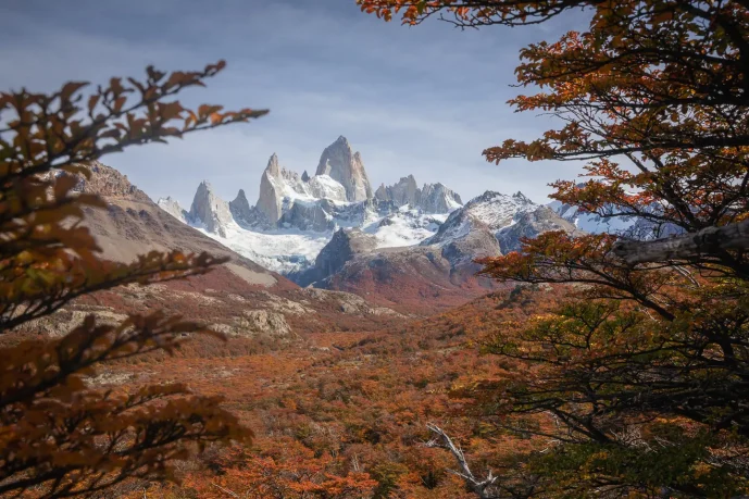 cascada escondida east side chaltén argentina