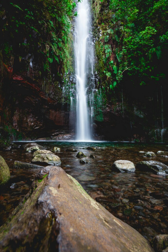 25 fontes waterfall
